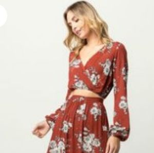 BAND & MOOSDUST BRAND large Both top and skirt included